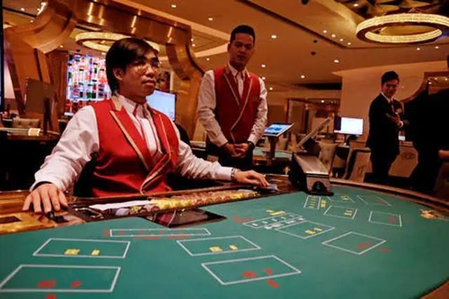 Cách chơi Baccarat l